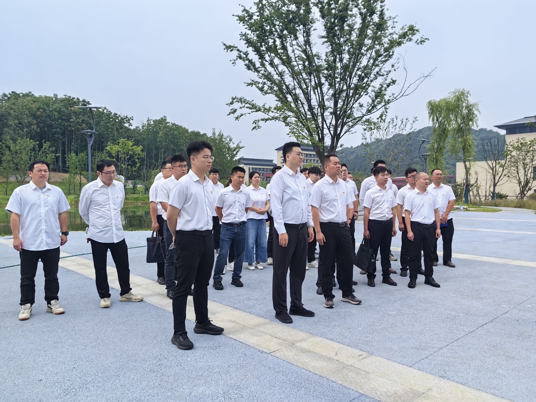 365英国上市(集团)有限公司-Official website